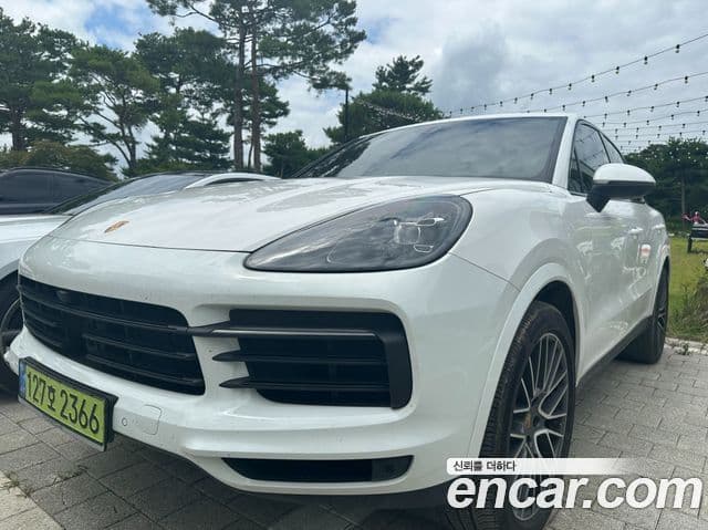 Porsche Cayenne 2023 — фото 16 из 17