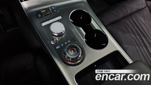 Genesis GV70 2024 — фото 9 из 20