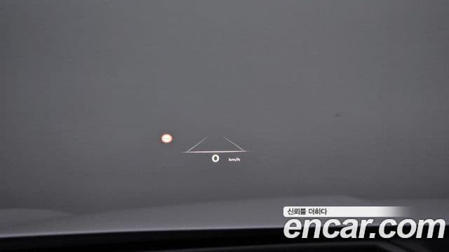 Genesis GV70 2024 — фото 17 из 20