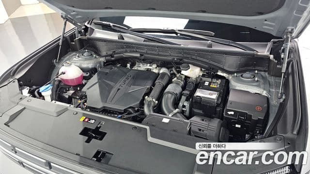 Hyundai Santa Fe 2025 — фото 6 из 20