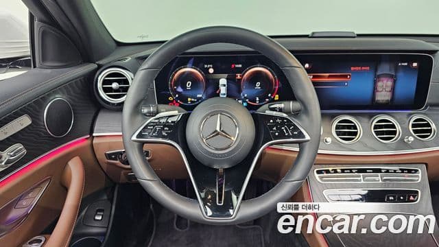 Mercedes-Benz E-Class 2023 — Şəkil 13/20