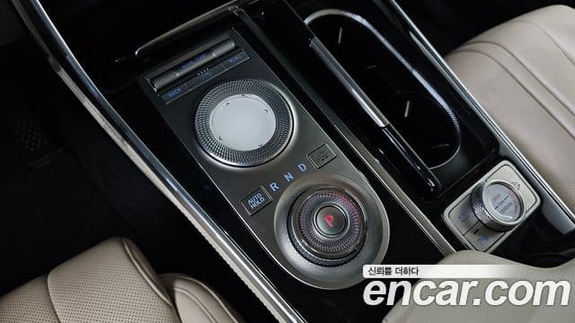 Genesis GV80 2020 — Şəkil 9/20