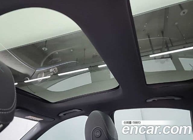 Mercedes-Benz E-Class 2022 — ფოტო 15/19