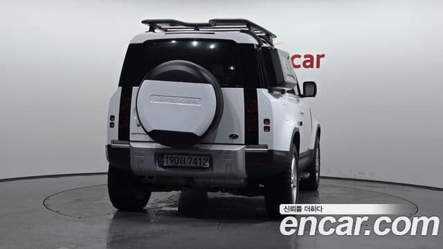 Land Rover Defender 2022 — ფოტო 4/20