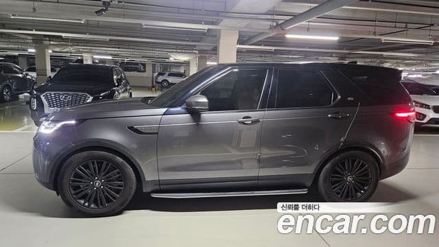 Land Rover Discovery 5 2019 — ფოტო 2/12