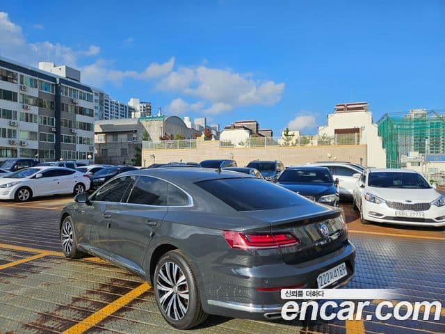 Volkswagen Arteon 2019 — Фото 6/20