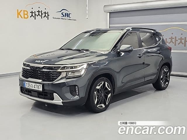 Kia Seltos 2022 — ფოტო 10/18