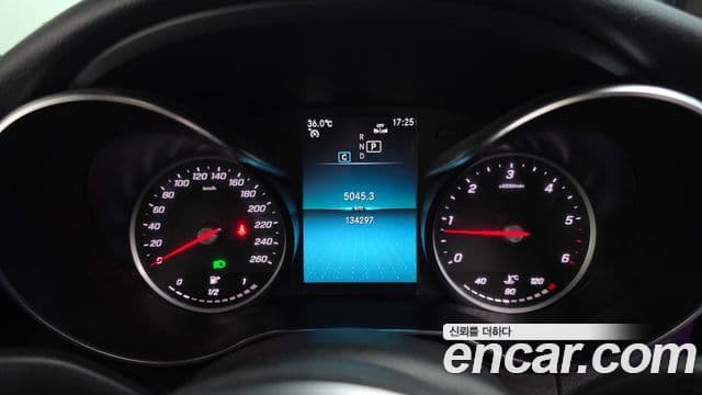 Mercedes-Benz C-Class 2020 — фото 8 из 20