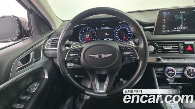 Genesis G70 2018 — фото 14 из 20