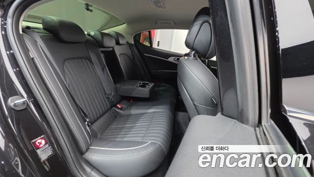 Genesis G70 2018 — фото 18 из 20