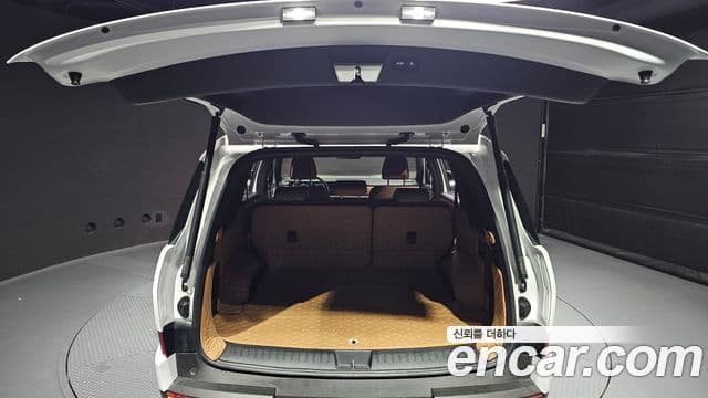 Hyundai Santa Fe 2024 — фото 20 из 20