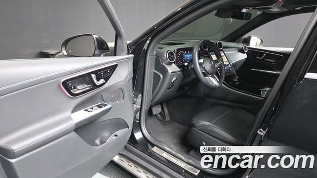 Mercedes-Benz GLC-Class 2024 — Фото 10/20
