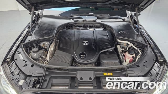 Mercedes-Benz S-Class 2021 — Photo 11/20