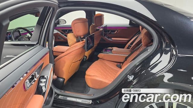 Mercedes-Benz S-Class 2021 — Photo 14/20