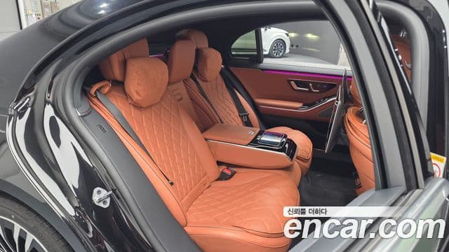 Mercedes-Benz S-Class 2021 — Photo 12/20
