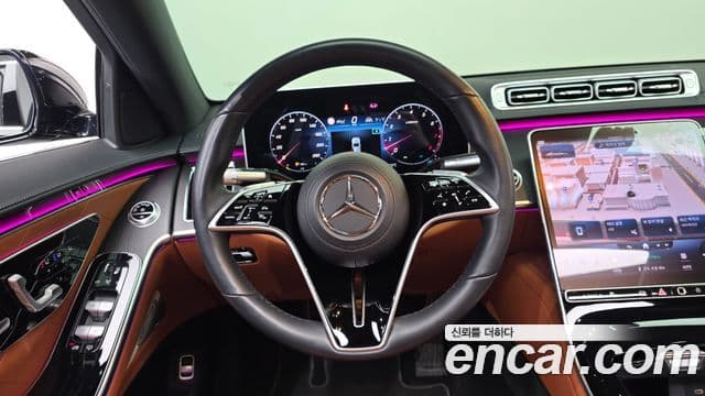 Mercedes-Benz S-Class 2021 — Photo 6/20