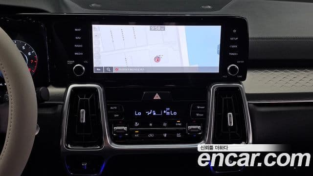 Kia Sorento 2021 — фото 14 из 20