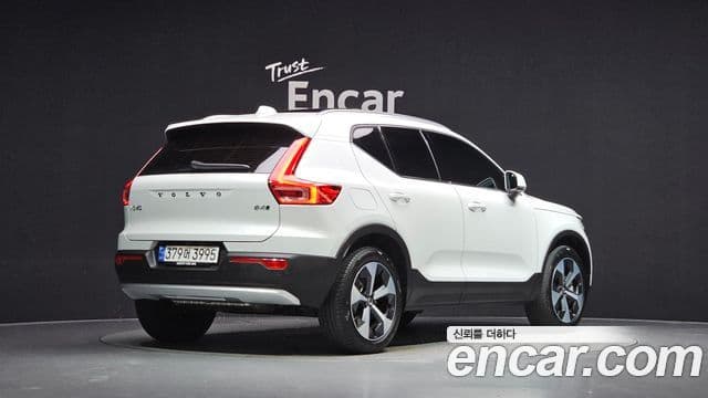 Volvo XC40 2024 — Şəkil 2/20