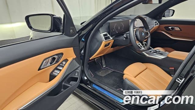 BMW 3 Series 2025 — фото 10 из 20