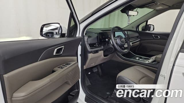 Kia Carnival 2024 — ფოტო 10/20