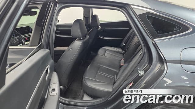 Hyundai Sonata 2022 — фото 10 из 20