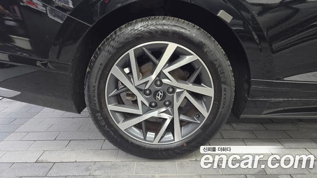 Hyundai Grandeur 2023 — ფოტო 5/20