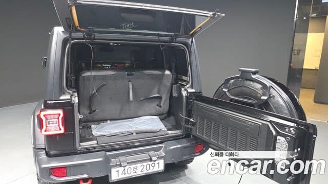 Jeep Wrangler 2020 — Şəkil 20/20