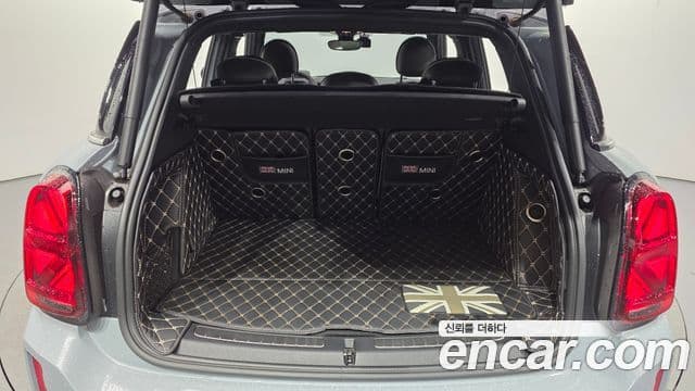 Mini Cooper S Countryman 2023 — ფოტო 18/20