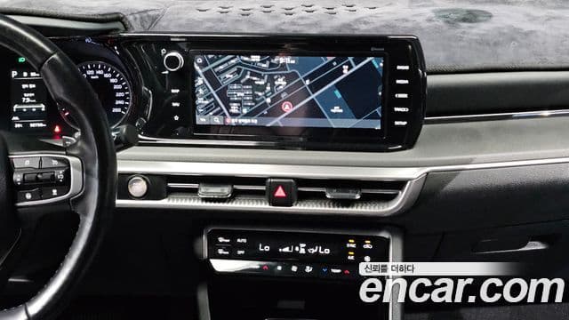 Kia K5 2021 — фото 14 из 20
