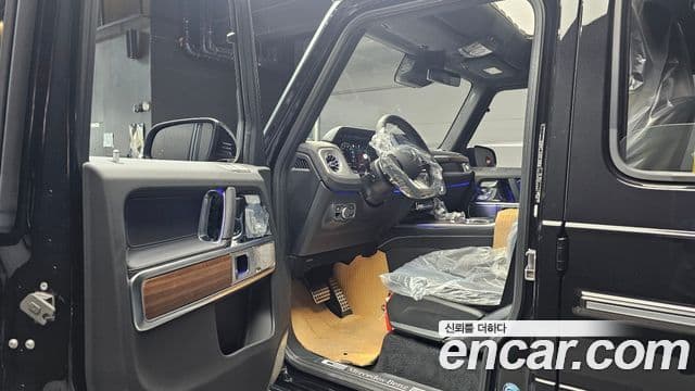 Mercedes-Benz G-Class 2026 — ფოტო 10/20