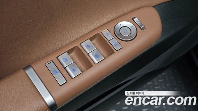Hyundai Grandeur 2023 — Фото 19/20
