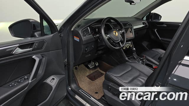 Volkswagen Tiguan 2018 — фото 10 из 20