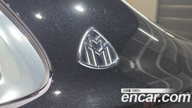 Mercedes-Benz S-Class 2024 — Photo 4/37