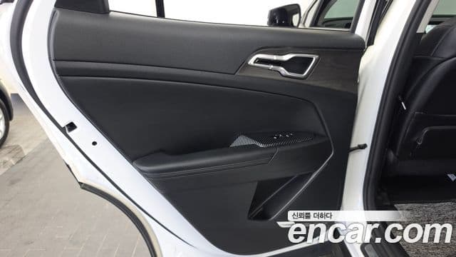 Kia Sportage 2022 — Photo 15/33