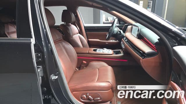 Genesis G90 2022 — Photo 23/34
