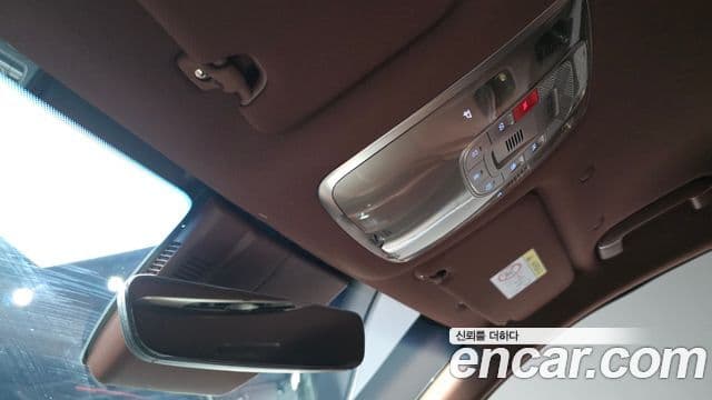 Genesis G90 2022 — Photo 10/34