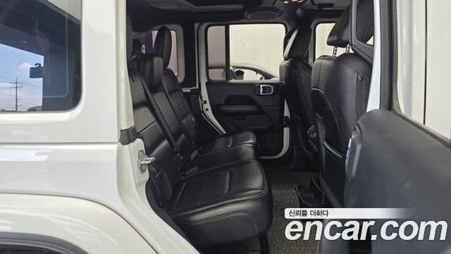 Jeep Wrangler 2019 — Photo 6/31