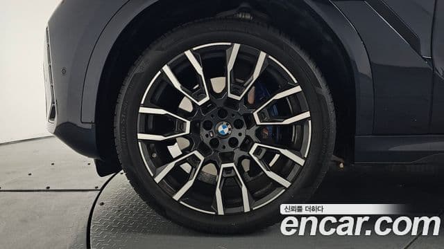 BMW X6 2025 — Photo 36/36