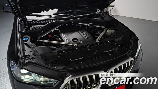 BMW X6 2025 — Photo 29/36