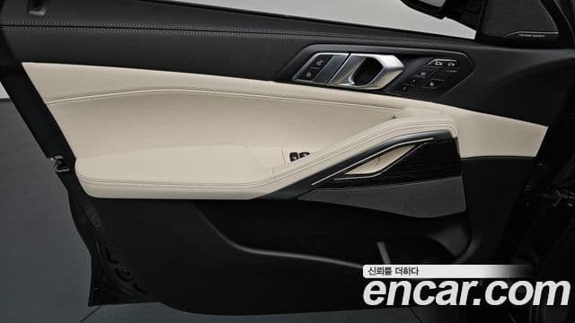 BMW X6 2025 — Photo 23/36