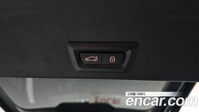 BMW X6 2025 — Photo 12/36
