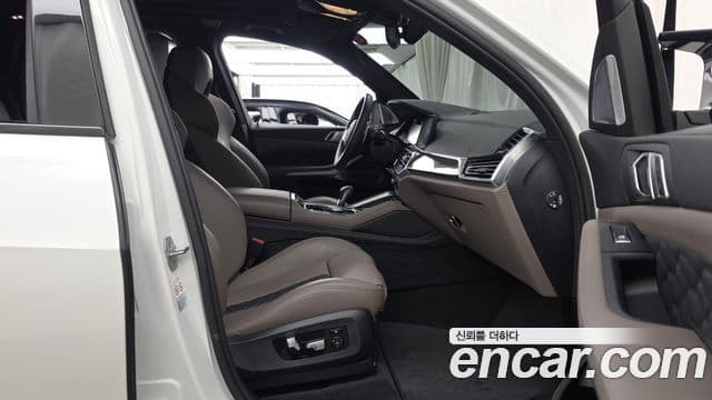 BMW X5M 2021 — Photo 14/33