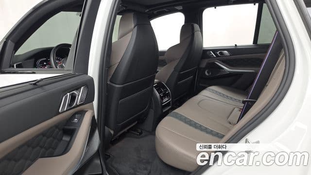 BMW X5M 2021 — Photo 27/33