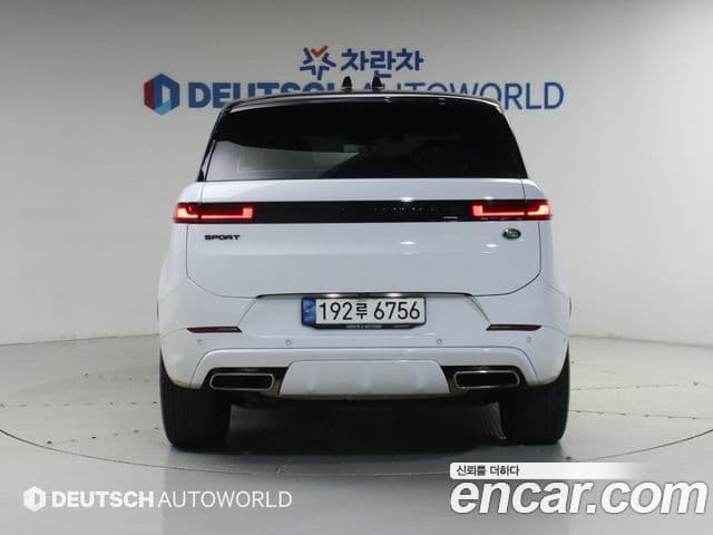 Land Rover Range Rover Sport 2023 — Фото 4/20