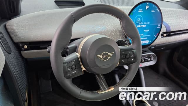 Mini Cooper Electric 2024 — ფოტო 25/31