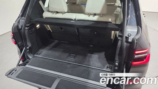 BMW X7 2025 — Photo 11/34