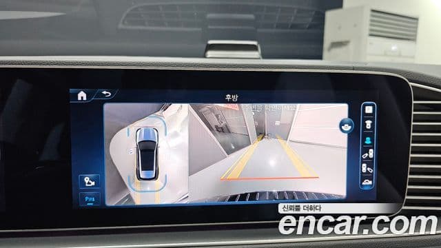 Mercedes-Benz GLE-Class 2023 — Photo 28/38
