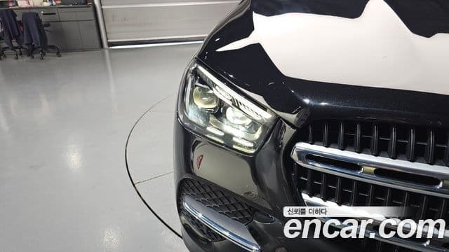 Mercedes-Benz GLE-Class 2023 — Photo 4/38