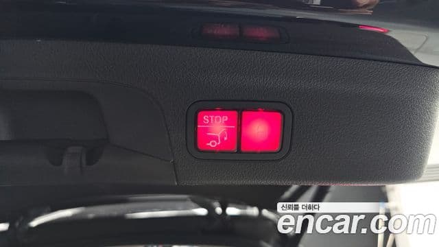 Mercedes-Benz GLE-Class 2023 — Photo 10/38