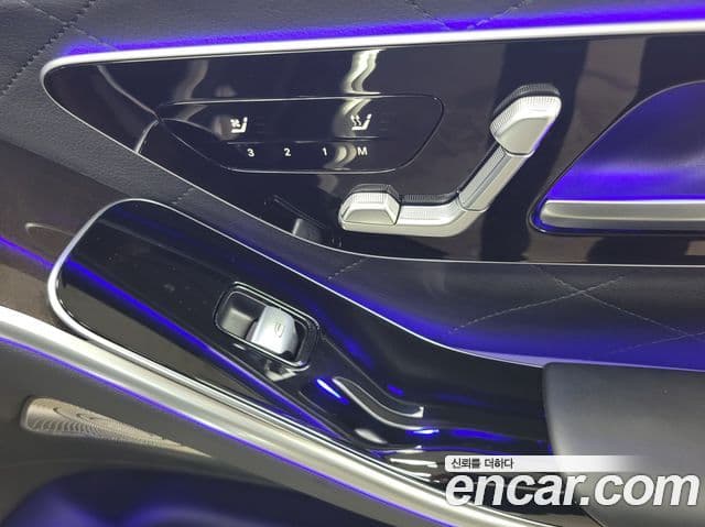 Mercedes-Benz S-Class 2024 — Photo 12/20